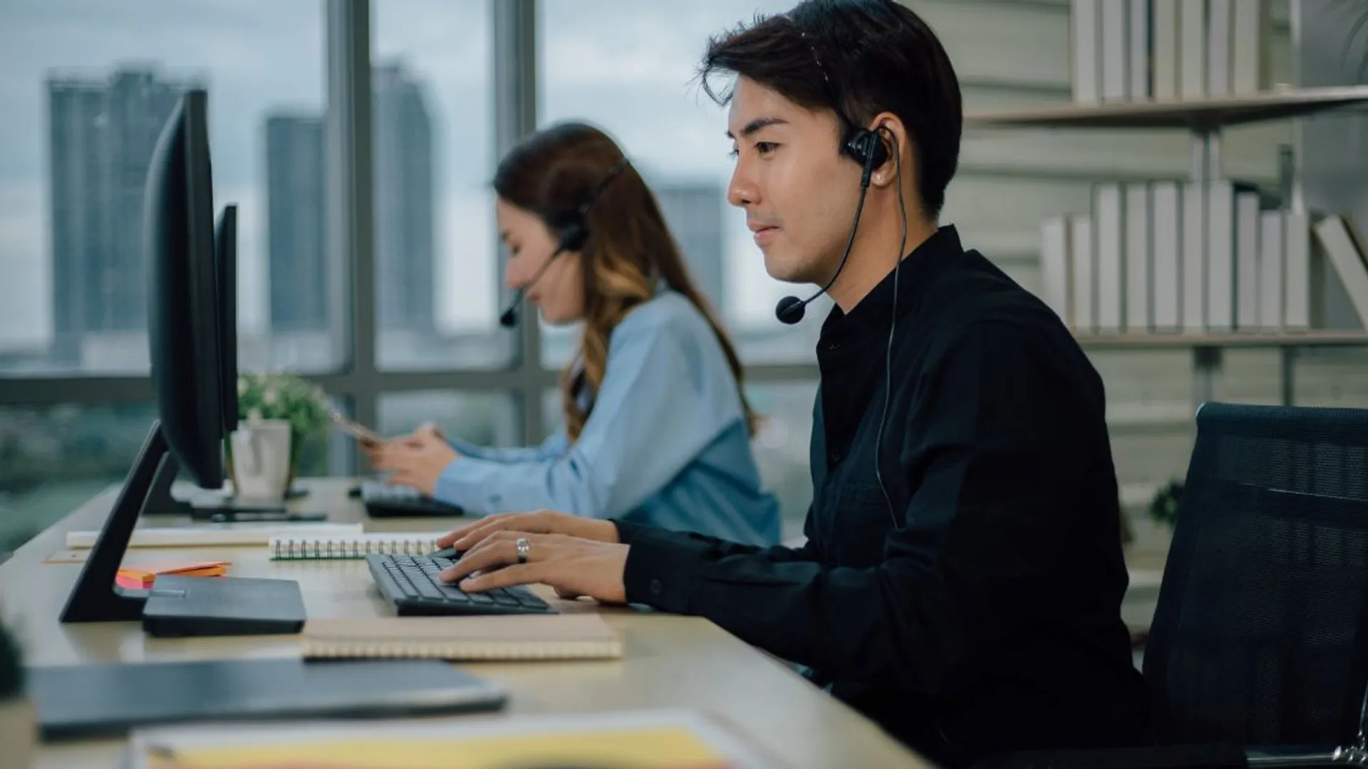 Đội ngũ hỗ trợ khách hàng bet188 và 188bet chuyên nghiệp